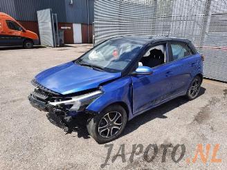Salvage car Hyundai I-20 i20 (GBB), Hatchback, 2014 / 2020 1.0 T-GDI 100 12V 2019/3