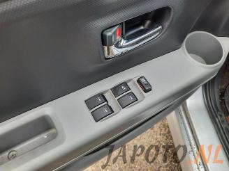 Daihatsu Sirion Sirion 2 (M3), Hatchback, 2005 1.3 16V DVVT picture 11