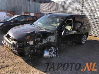 demontáž osobní automobily Mitsubishi Outlander Outlander (GF/GG), SUV, 2012 2.0 16V PHEV 4x4 2014/4