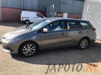 Auto da rottamare Toyota Auris Auris Touring Sports (E18), Combi, 2013 / 2018 1.2 T 16V 2016/9
