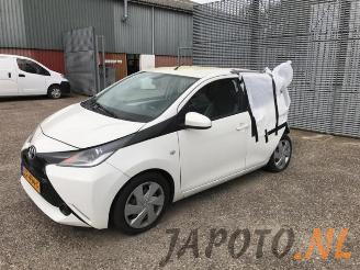 Uttjänta bilar auto Toyota Aygo Aygo (B40), Hatchback, 2014 1.0 12V VVT-i 2017/5