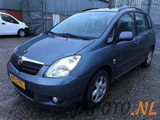 Salvage car Toyota Corolla-verso Corolla Verso (E12), MPV, 2001 / 2004 1.6 16V VVT-i 2003/5