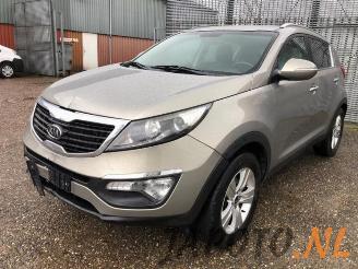 Salvage car Kia Sportage Sportage (SL), Terreinwagen, 2010 / 2016 2.0 CVVT 16V 4x2 2011/1