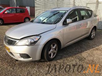 Coche siniestrado Kia Cee d Cee'd Sporty Wagon (EDF), Combi, 2007 / 2012 1.4 CVVT 16V 2012/8