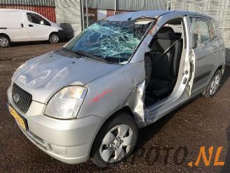 Vrakbiler auto Kia Picanto Picanto (BA), Hatchback, 2004 / 2011 1.0 12V 2005/12