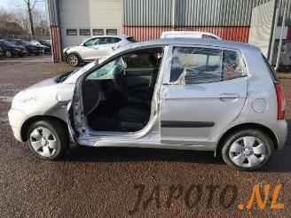 Kia Picanto Picanto (BA), Hatchback, 2004 / 2011 1.0 12V picture 8