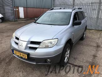 Auto da rottamare Mitsubishi Outlander Outlander (CU), SUV, 2001 / 2007 2.0 16V 4x2 2006/12