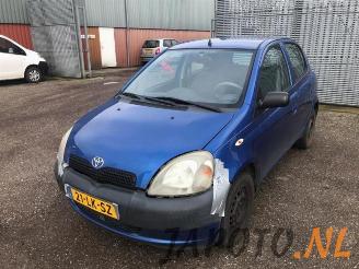 Salvage car Toyota Yaris Yaris (P1), Hatchback, 1999 / 2005 1.0 16V VVT-i 2003/2