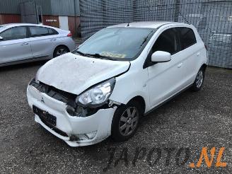 demontáž osobní automobily Mitsubishi Space-star Space Star (A0), Hatchback, 2012 1.0 12V 2013/2