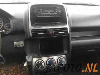 Honda Cr-v CR-V (RD5/6/7/8), SUV, 2001 / 2007 2.0i 16V VTEC picture 10
