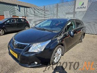 Coche siniestrado Toyota Avensis Avensis Wagon (T27), Combi, 2008 / 2018 1.8 16V VVT-i 2011/7