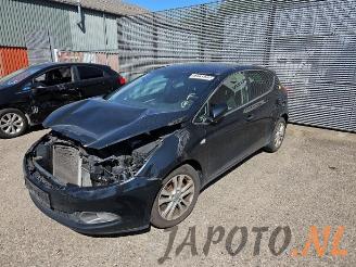 Coche siniestrado Kia Cee d Cee'd (JDB5), Hatchback 5-drs, 2012 / 2018 1.6 CRDi 16V VGT 2015/7
