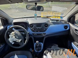 Hyundai I-10 i10 (B5), Hatchback, 2013 / 2019 1.0 12V picture 9