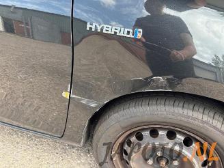 Toyota Yaris Yaris III (P13), Hatchback, 2010 / 2020 1.5 16V Hybrid picture 13