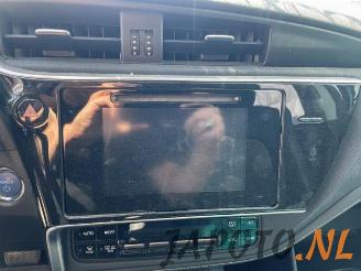 Toyota Auris Auris (E18), Hatchback 5-drs, 2012 / 2019 1.8 16V Hybrid picture 14