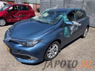 Salvage car Toyota Auris Auris (E18), Hatchback 5-drs, 2012 / 2019 1.8 16V Hybrid 2015/8