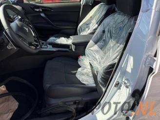 Mitsubishi Eclipse Cross Eclipse Cross (GK/GL), SUV, 2017 2.4 16V PHEV 4x4 picture 14