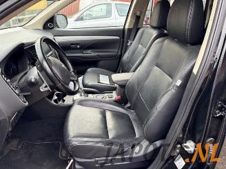 Mitsubishi Outlander Outlander (GF/GG), SUV, 2012 / 2022 2.0 16V PHEV 4x4 picture 10