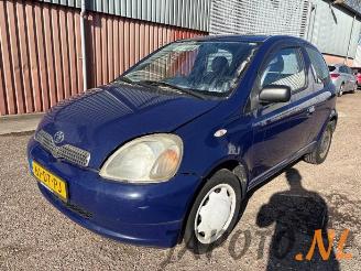 Coche siniestrado Toyota Yaris Yaris (P1), Hatchback, 1999 / 2005 1.3 16V VVT-i 2000/1