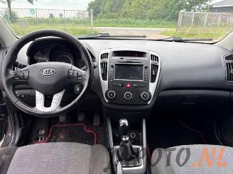 Kia Cee d Cee'd Sporty Wagon (EDF), Combi, 2007 / 2012 1.4 CVVT 16V picture 9