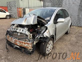 Salvage car Toyota Yaris Yaris II (P9), Hatchback, 2005 / 2014 1.0 12V VVT-i 2006/12