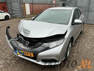 Vrakbiler auto Honda Civic Civic (FK1/2/3), Hatchback, 2012 / 2017 1.8i VTEC 16V 2012/5