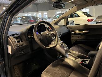 Toyota Auris 1.8 Full Hybrid Executive NL NAP! picture 17