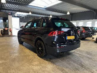 Volkswagen Tiguan 1.5 TSI Comfortline Business picture 4
