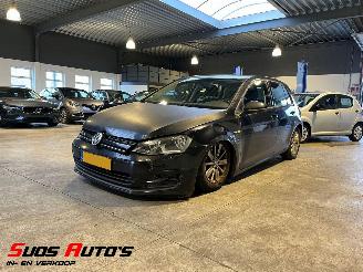krockskadad bil auto Volkswagen Golf 1.6 TDI Trendline Plus BlueMotion 2014/12