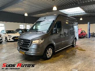 krockskadad bil auto Mercedes Sprinter 317 1.9 CDI L2H2 90.000 KM NAP! AUTOMAAT! 2022/1