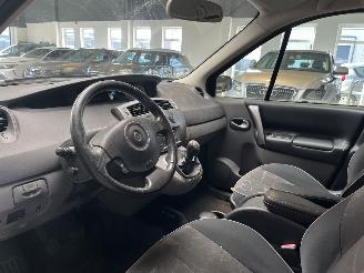 Renault Scenic 2.0-16V Tech Line picture 15