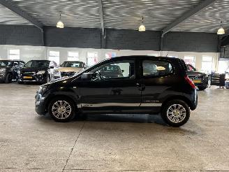 Renault Twingo 1.2-16V Dynamique picture 2