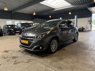 Voiture accidenté Peugeot 208 1.2 PureTech Allure 1e Eigenaar! 2017/4