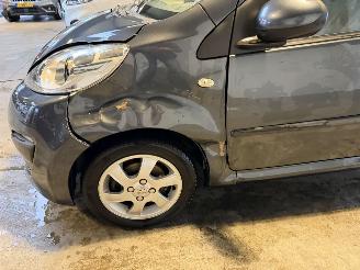 Peugeot 107 1.0 Active picture 12