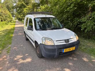 begagnad bil bedrijf Peugeot Partner 190C 2.0HDI Avantage 2005/10