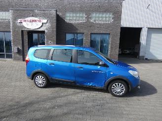 skadebil auto Dacia Lodgy 1.2 TCe Stepway 2016/11