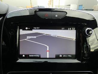 Renault Clio 0.9 TCe Limited picture 17