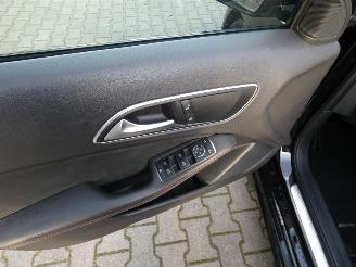 Mercedes A-klasse 180 Ambition AMG line picture 15