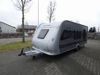 Hobby  545 KMF La Vita Veneto stapelbed dak airco vloerverwarming picture 6