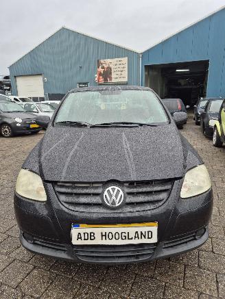 Coche siniestrado Volkswagen Fox (5Z) Hatchback 1.2 (BMD) [40kW] 5-BAK 2009/1