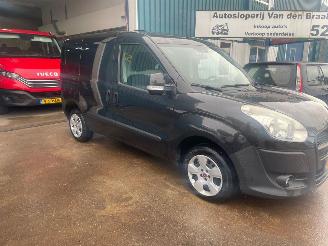 Fiat Doblo Doblo Cargo (263) Van 1.3 D Multijet (263.A.2000) [66kW] picture 3
