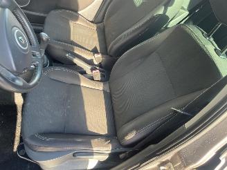 Renault Clio Clio III Estate/Grandtour (KR) Combi 1.2 16V TCE 100 (D4F-784(D4F-H7)) [74kW picture 8