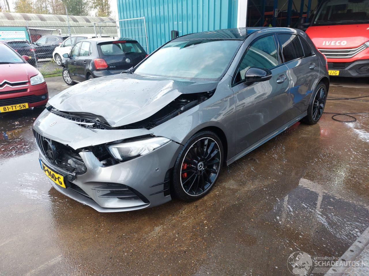 Mercedes A-klasse A200 amg