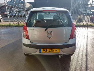 Hyundai I-10 i10 (F5) Hatchback 1.1i 12V (G4HG) [49kW] picture 5