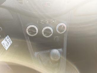 Hyundai I-10 i10 (F5) Hatchback 1.1i 12V (G4HG) [49kW] picture 9