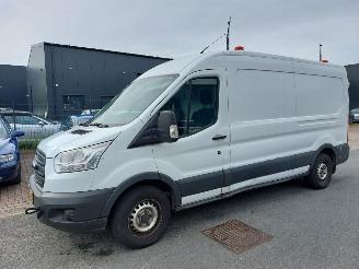 skadebil auto Ford Transit Gereserveerd Transit Van 2.2 TDCi 16V RWD 2015/1