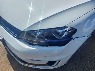 Volkswagen e-Golf Golf VII (AUA) Hatchback e-Golf picture 14