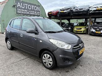 Unfallwagen Hyundai I-10 1.0 51KW I-Drive Leer Scherm 5-Drs 2013/7