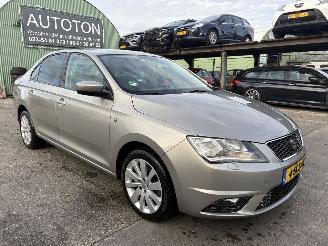 Unfallwagen Seat Toledo 1.2 TSI 77KW Navi Clima Businessline High NAP 2013/11