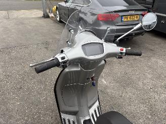 Piaggio Overig Vespa Elettrica 4KW picture 6